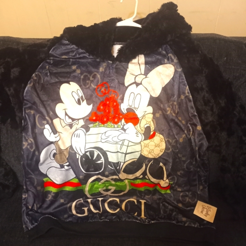BNWT MINKY HOODY MINNIE AND MICKEY